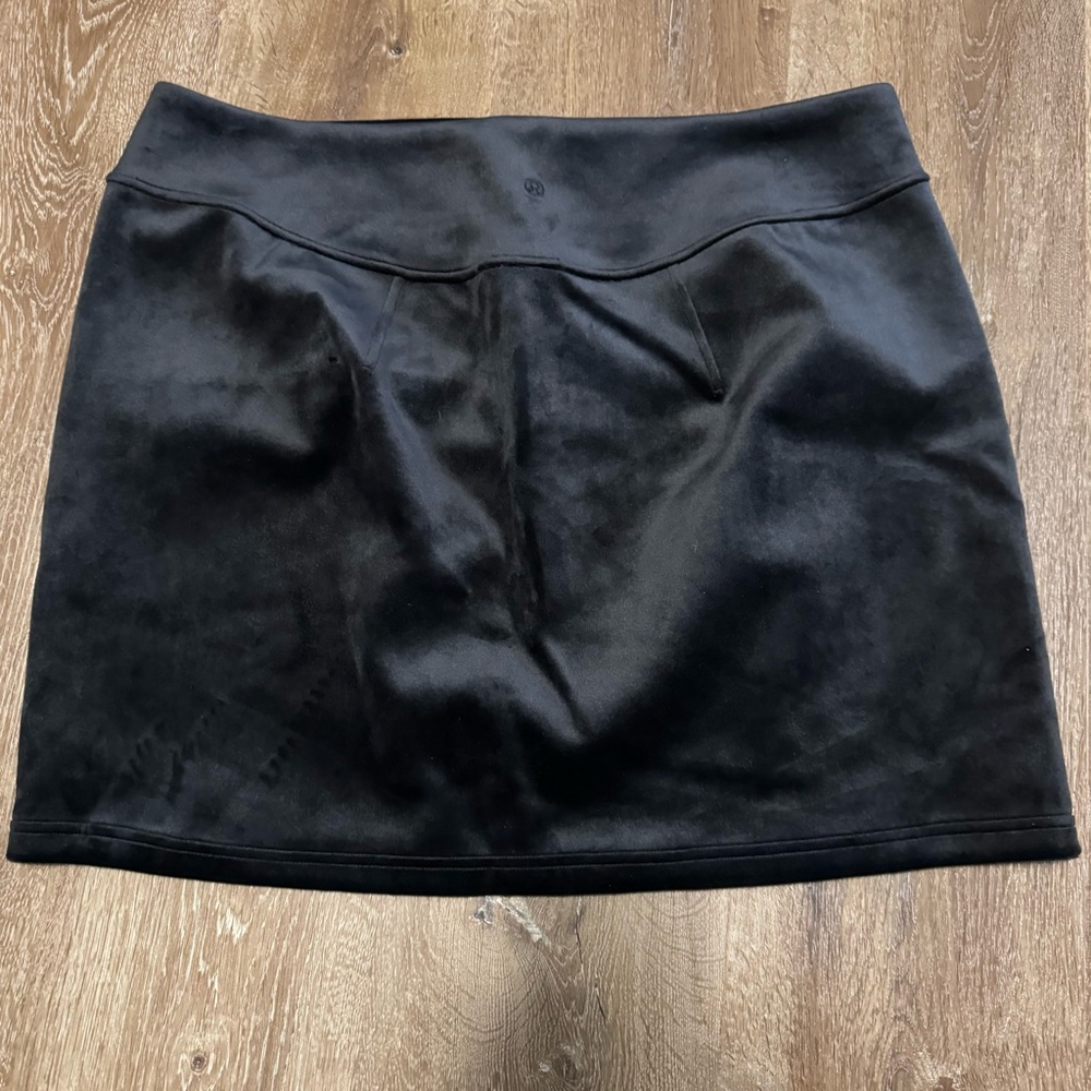 Lululemon Scuba High-Rise Mini Skirt *Velvet - Picture 4 of 8